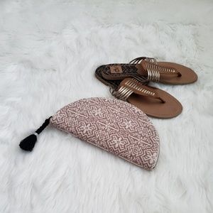 NWT Clutch by Universal Thread